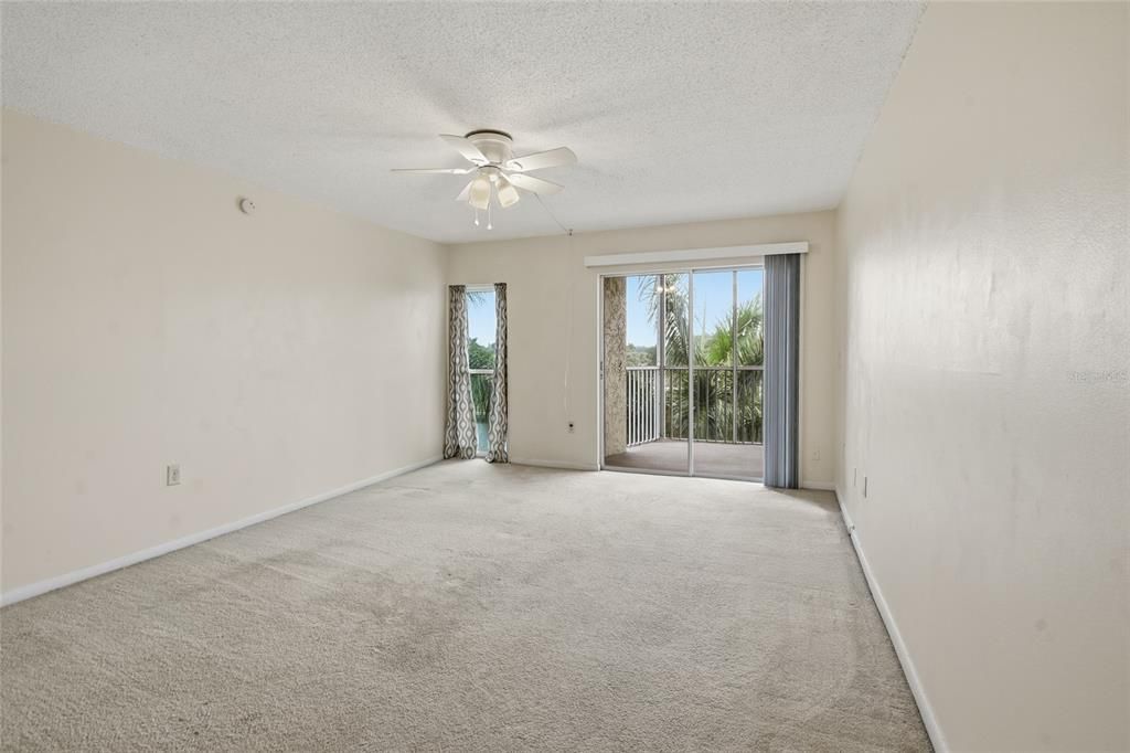 En Venta: $299,900 (3 camas, 2 baños, 1500 Pies cuadrados)