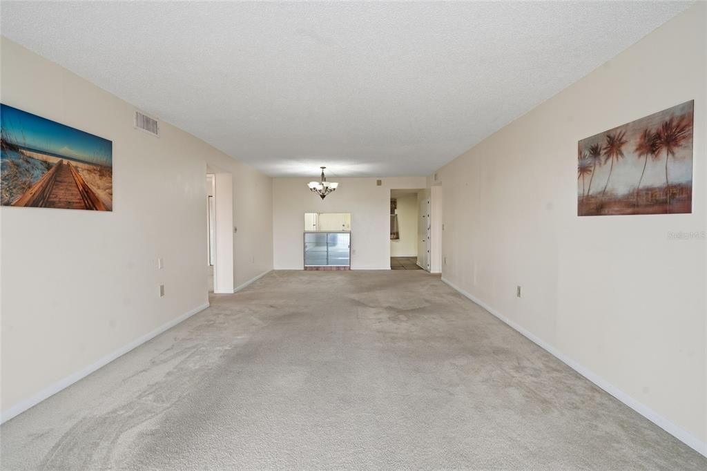 En Venta: $299,900 (3 camas, 2 baños, 1500 Pies cuadrados)