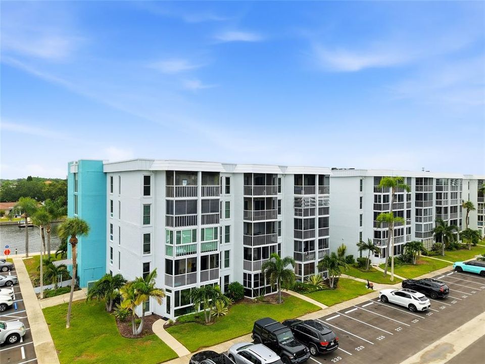 En Venta: $299,900 (3 camas, 2 baños, 1500 Pies cuadrados)