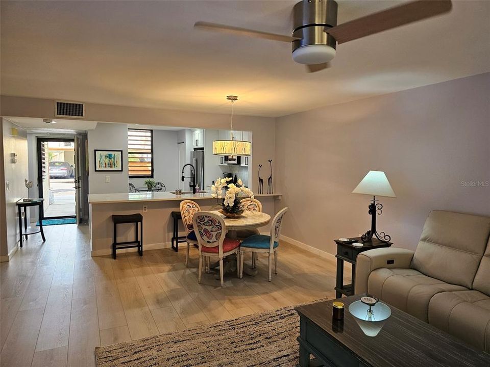 For Rent: $3,700 (2 beds, 2 baths, 1304 Square Feet)
