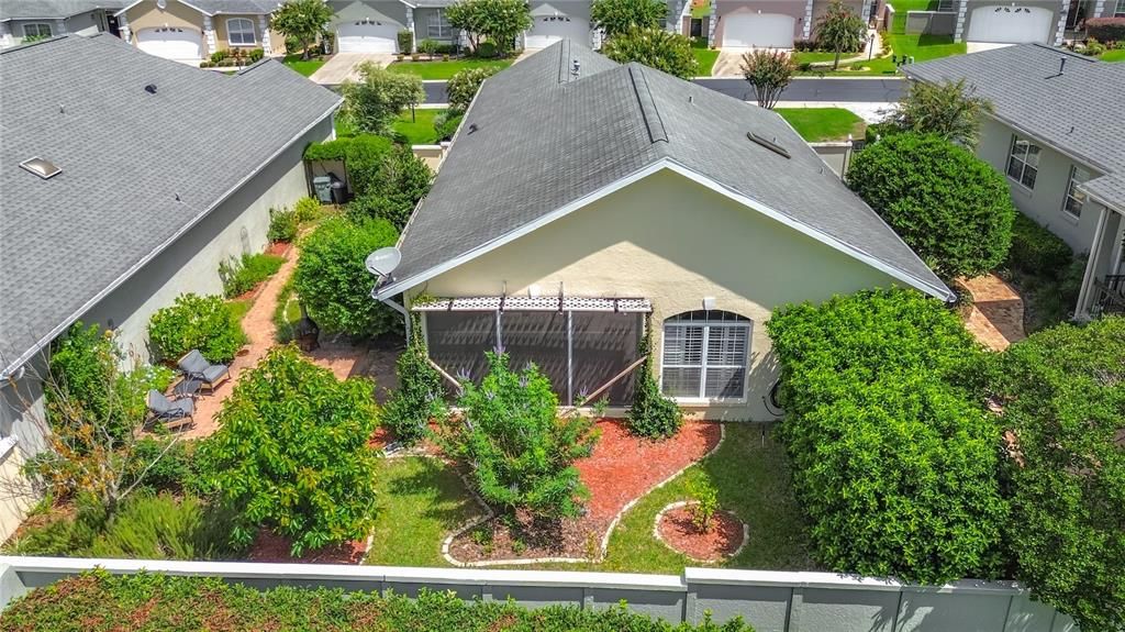 For Sale: $267,000 (2 beds, 2 baths, 1576 Square Feet)