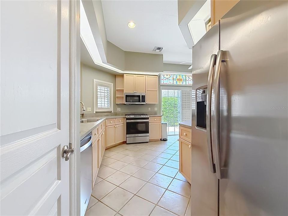 For Sale: $267,000 (2 beds, 2 baths, 1576 Square Feet)