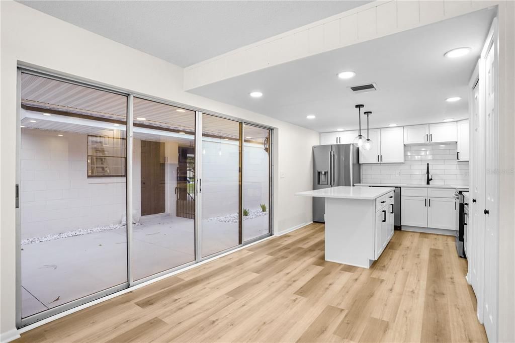 На продажу: $475,000 (4 спален, 2 ванн, 1680 Квадратных фут)