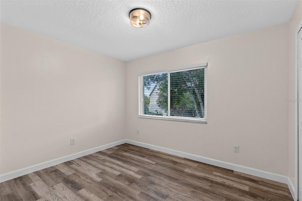 En Venta: $285,000 (2 camas, 2 baños, 960 Pies cuadrados)