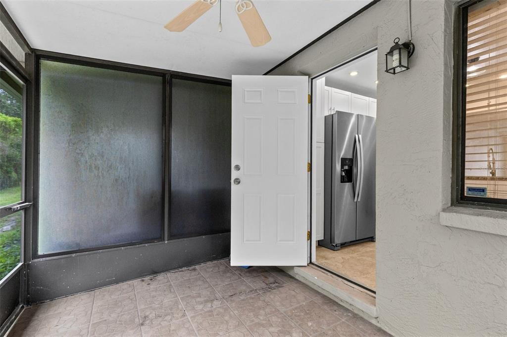 En Venta: $285,000 (2 camas, 2 baños, 960 Pies cuadrados)