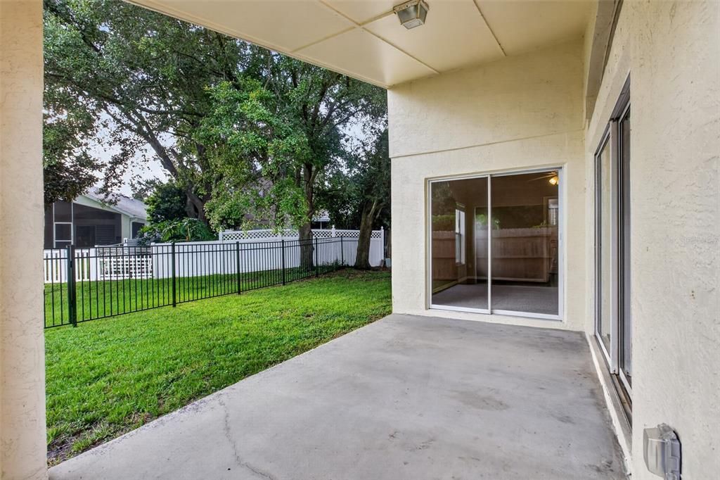 Active With Contract: $439,900 (4 beds, 2 baths, 2037 Square Feet)
