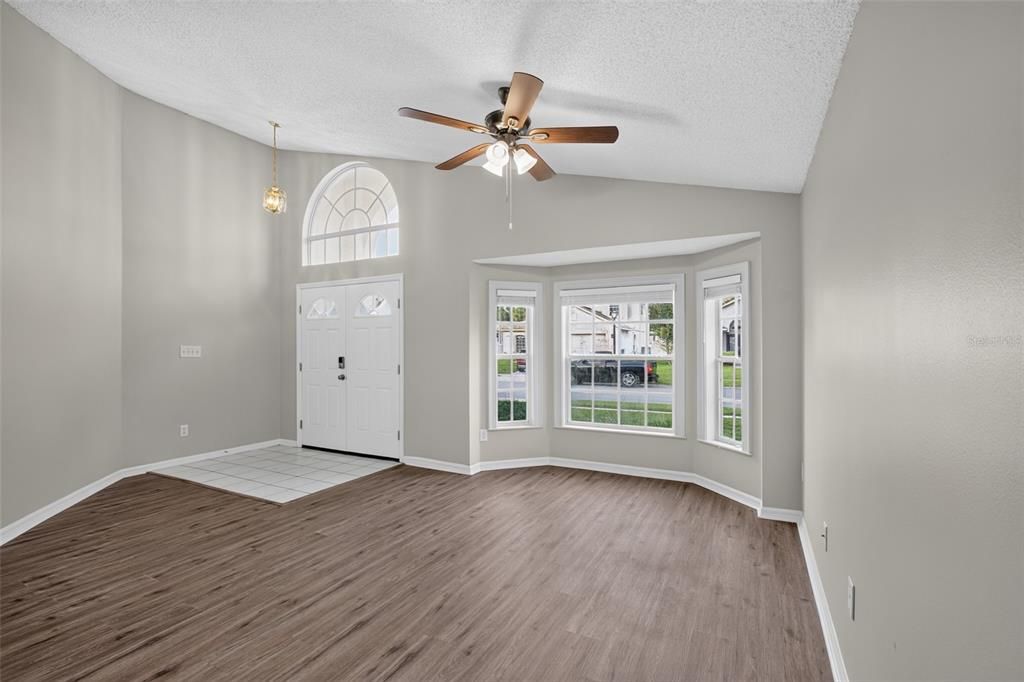 Active With Contract: $439,900 (4 beds, 2 baths, 2037 Square Feet)