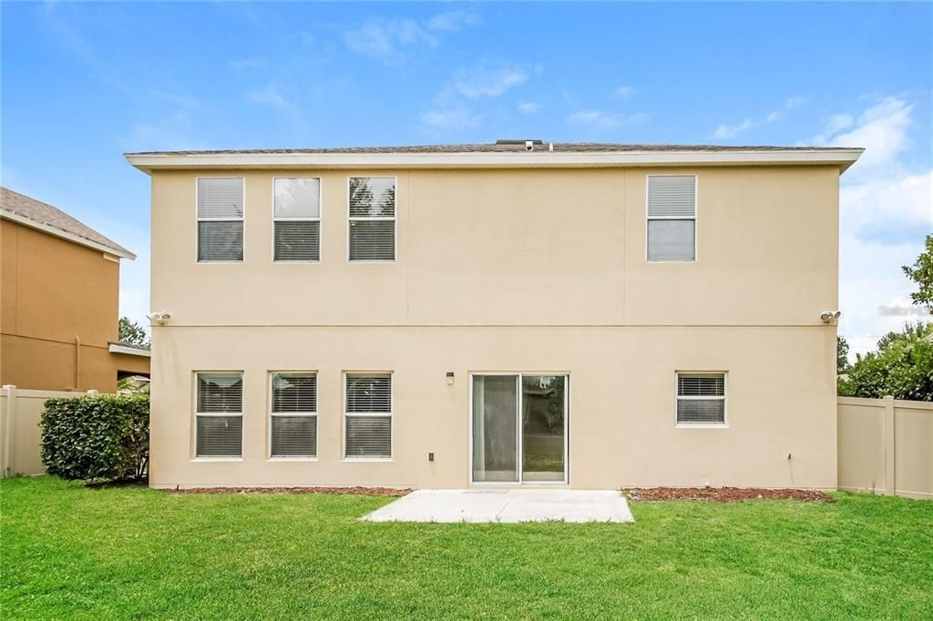For Sale: $410,000 (4 beds, 2 baths, 2590 Square Feet)