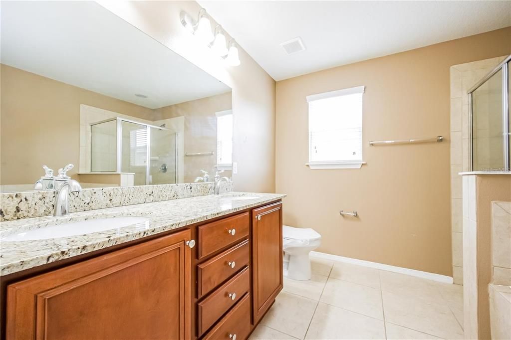 For Sale: $410,000 (4 beds, 2 baths, 2590 Square Feet)