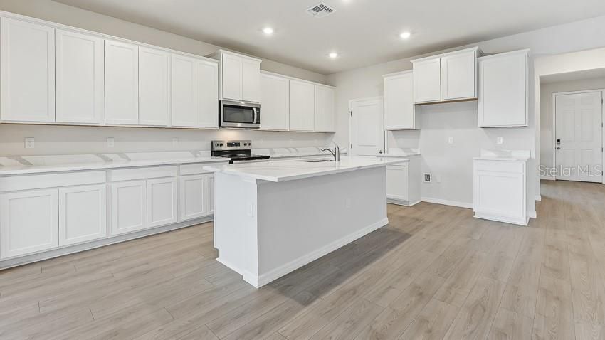For Sale: $522,990 (5 beds, 3 baths, 3278 Square Feet)