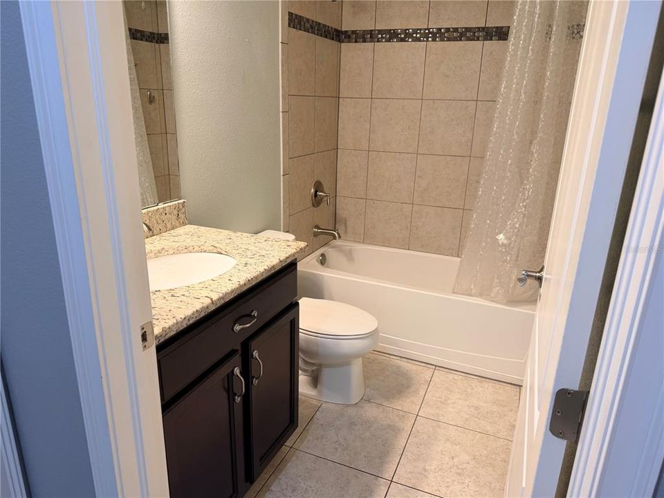 En Venta: $469,900 (3 camas, 2 baños, 1698 Pies cuadrados)