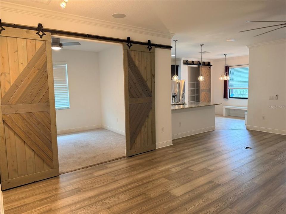 En Venta: $469,900 (3 camas, 2 baños, 1698 Pies cuadrados)
