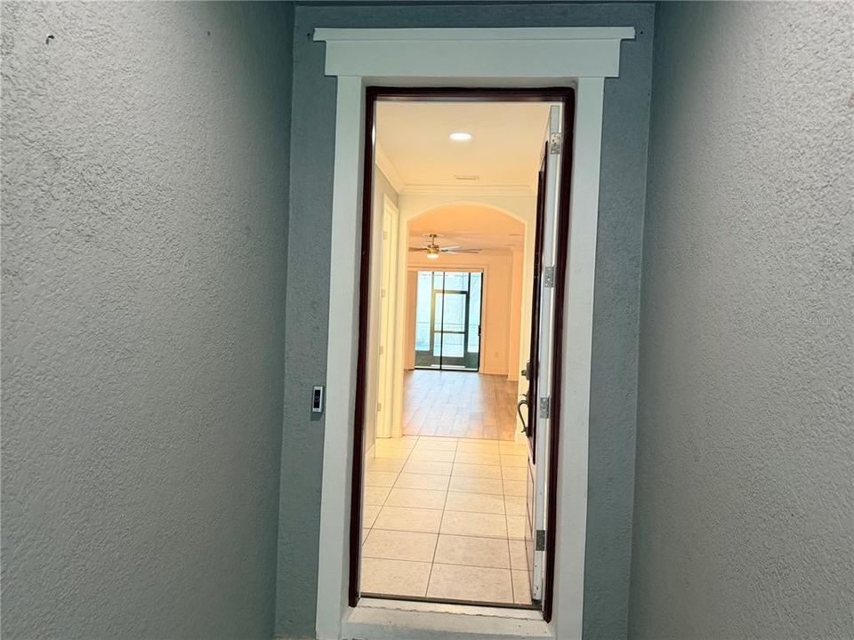En Venta: $469,900 (3 camas, 2 baños, 1698 Pies cuadrados)
