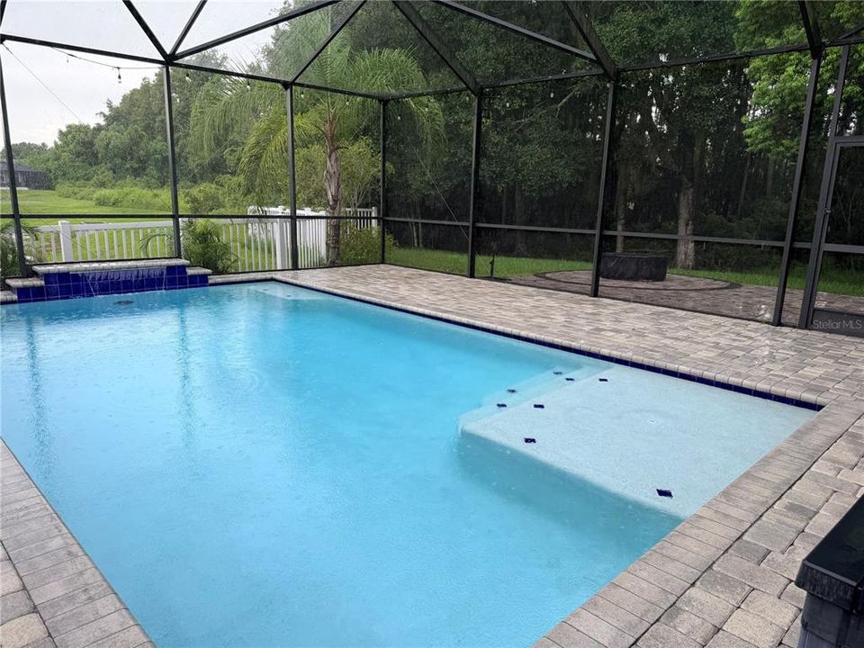 En Venta: $469,900 (3 camas, 2 baños, 1698 Pies cuadrados)