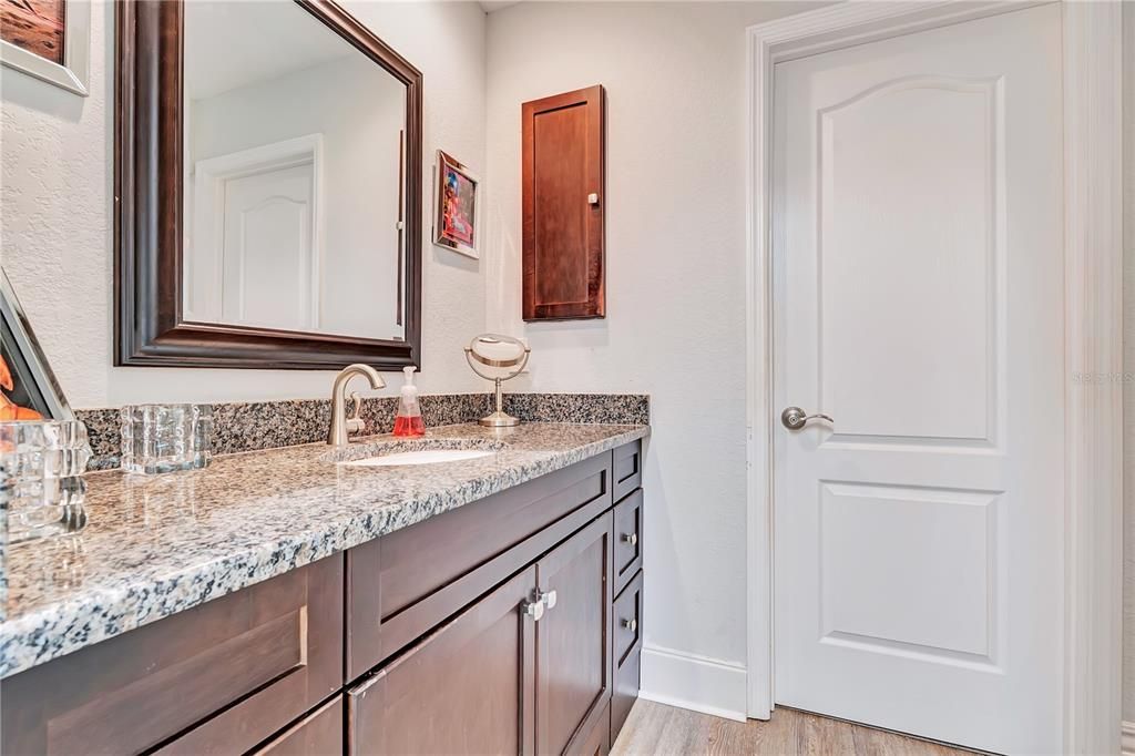 For Rent: $4,500 (3 beds, 2 baths, 1236 Square Feet)