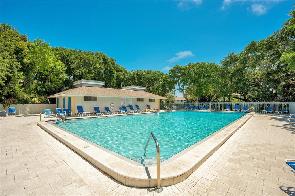 For Rent: $4,500 (3 beds, 2 baths, 1236 Square Feet)