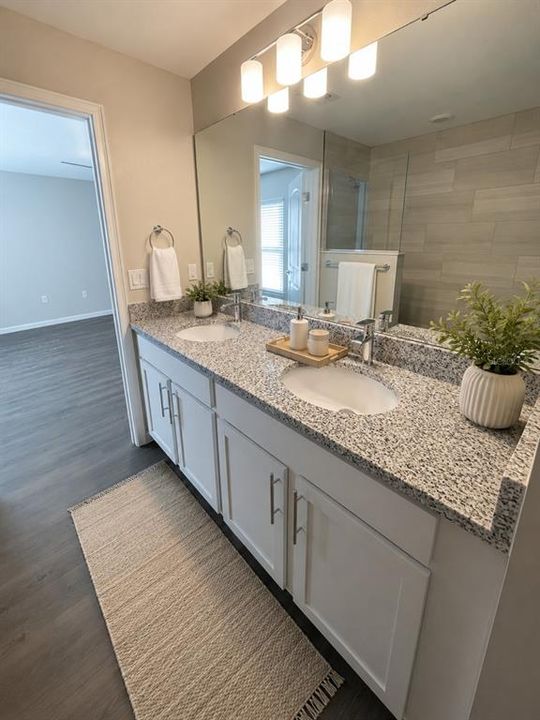For Sale: $349,999 (3 beds, 2 baths, 1500 Square Feet)