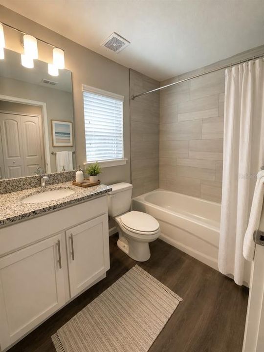 For Sale: $349,999 (3 beds, 2 baths, 1500 Square Feet)