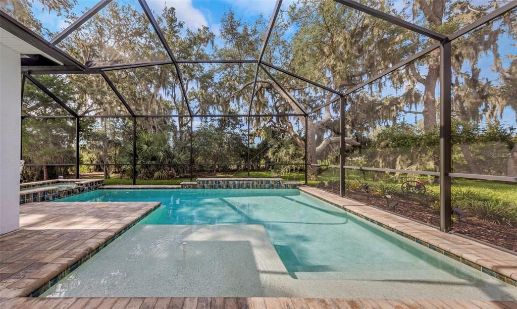 Activo con contrato: $624,900 (3 camas, 2 baños, 2640 Pies cuadrados)