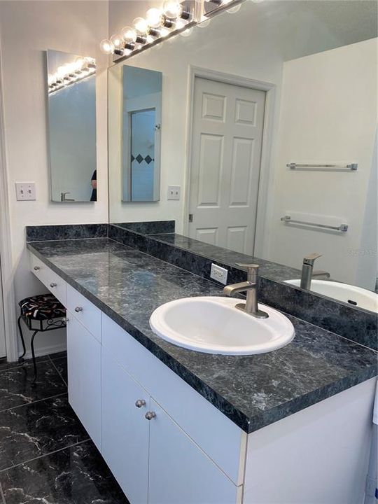 Activo con contrato: $495,000 (3 camas, 2 baños, 1682 Pies cuadrados)