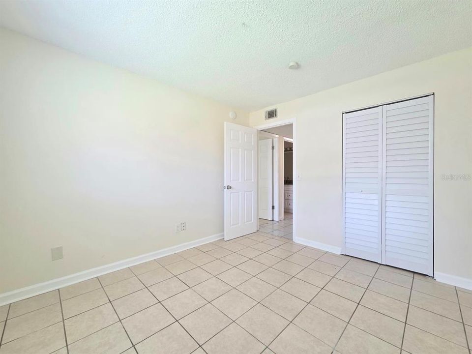 For Rent: $1,625 (3 beds, 2 baths, 1200 Square Feet)