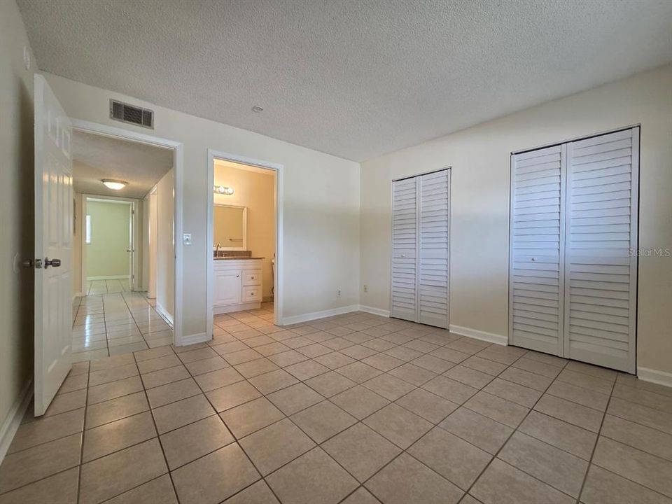 For Rent: $1,625 (3 beds, 2 baths, 1200 Square Feet)
