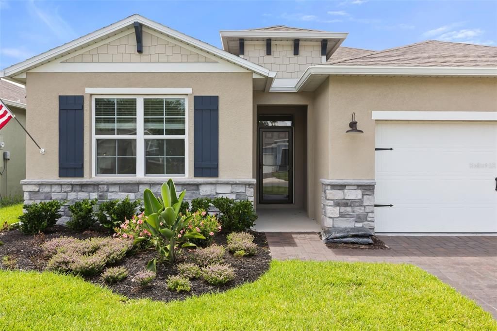 For Sale: $429,900 (4 beds, 2 baths, 2059 Square Feet)
