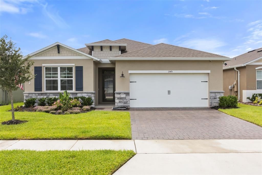 For Sale: $429,900 (4 beds, 2 baths, 2059 Square Feet)
