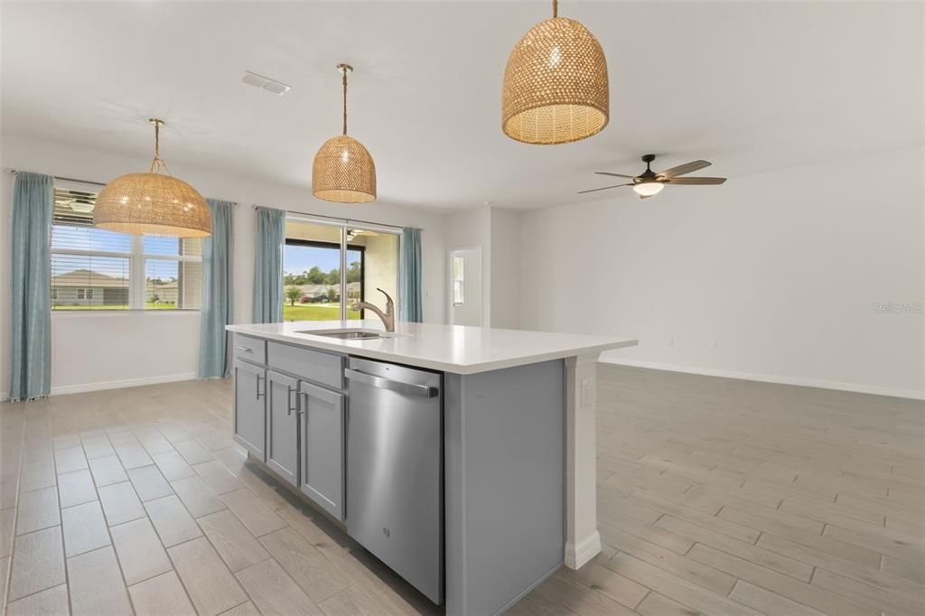 For Sale: $429,900 (4 beds, 2 baths, 2059 Square Feet)