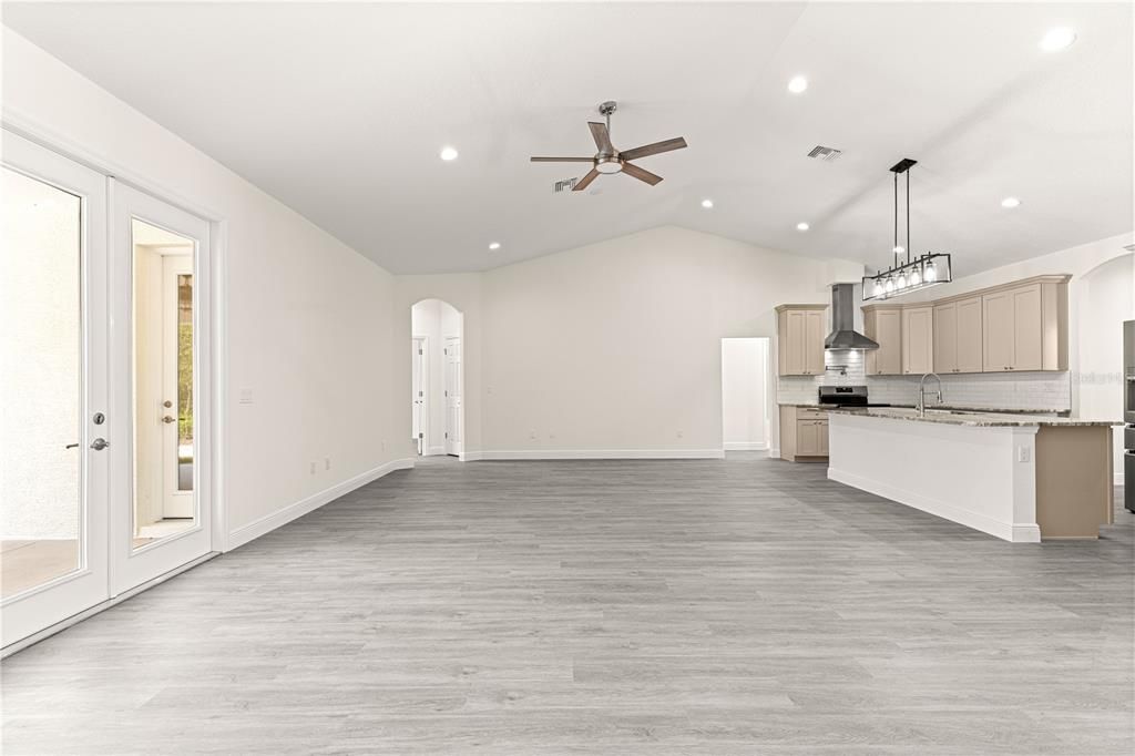 For Sale: $525,000 (4 beds, 3 baths, 2621 Square Feet)