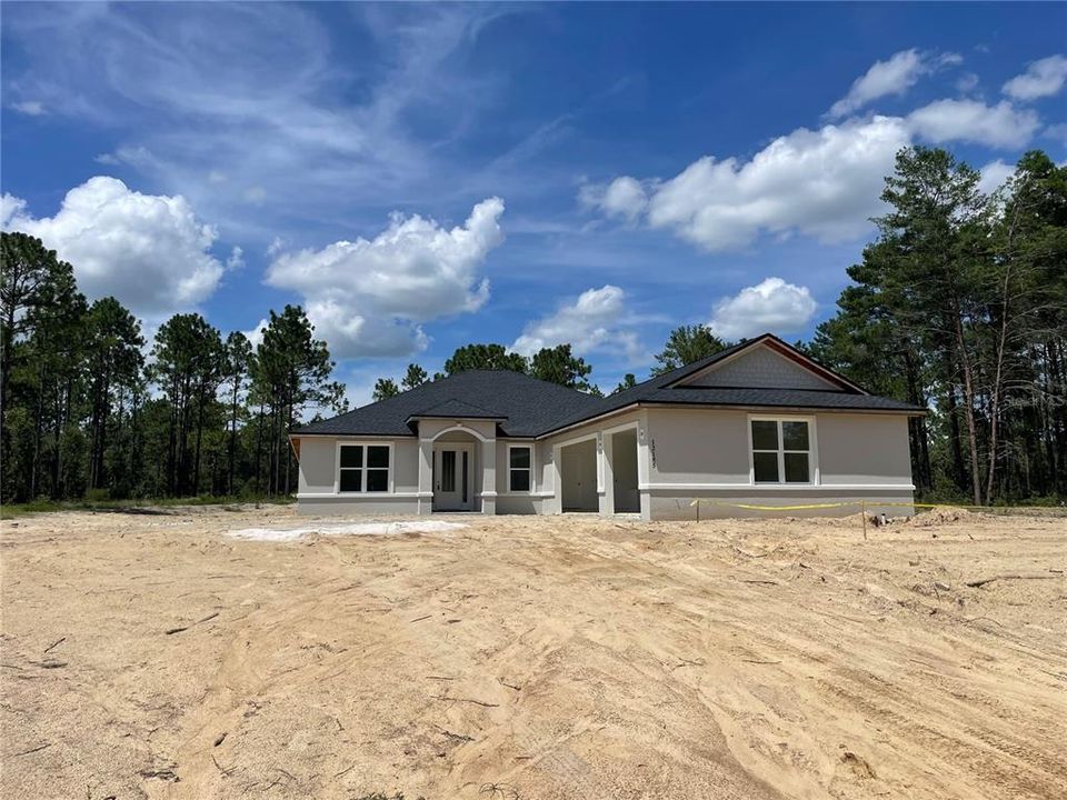 For Sale: $525,000 (4 beds, 3 baths, 2621 Square Feet)