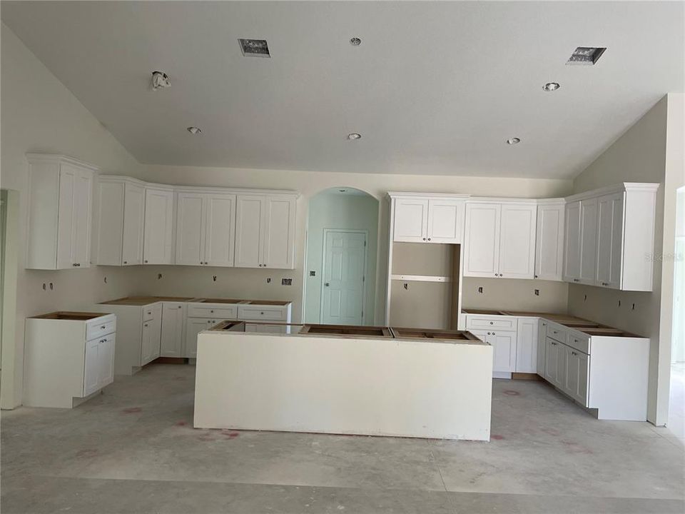For Sale: $525,000 (4 beds, 3 baths, 2621 Square Feet)