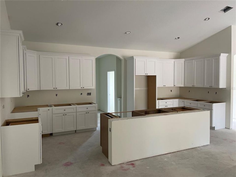 For Sale: $525,000 (4 beds, 3 baths, 2621 Square Feet)