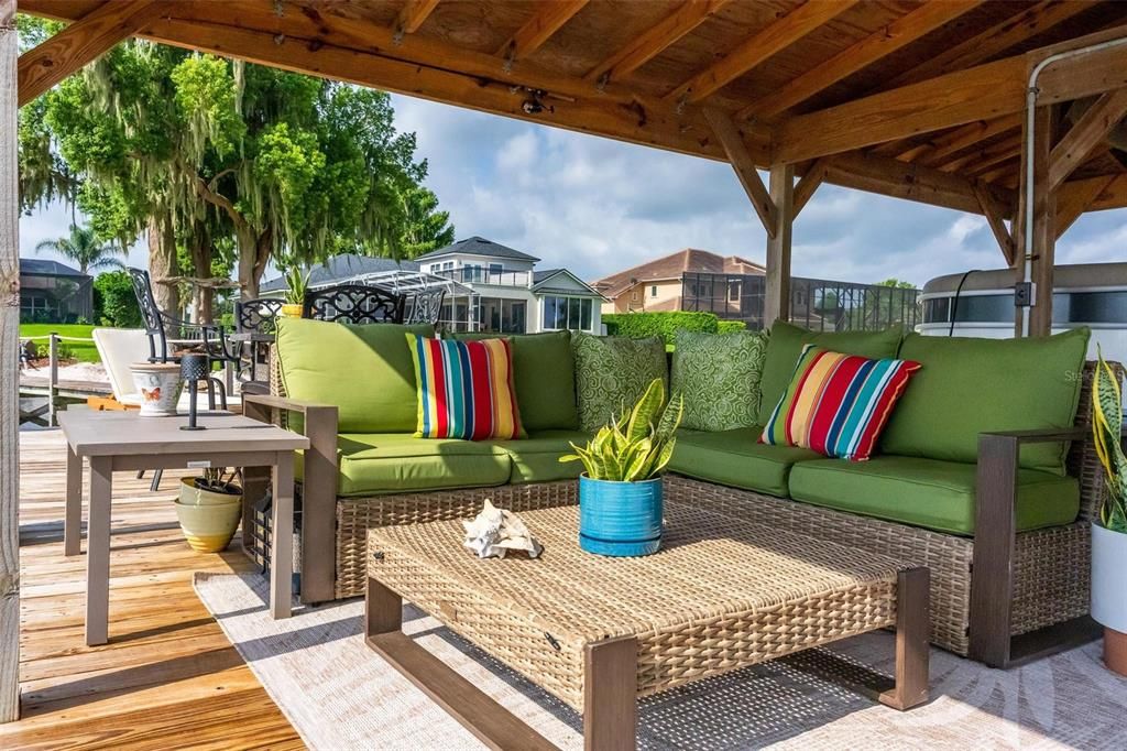 For Sale: $2,100,000 (4 beds, 3 baths, 3912 Square Feet)