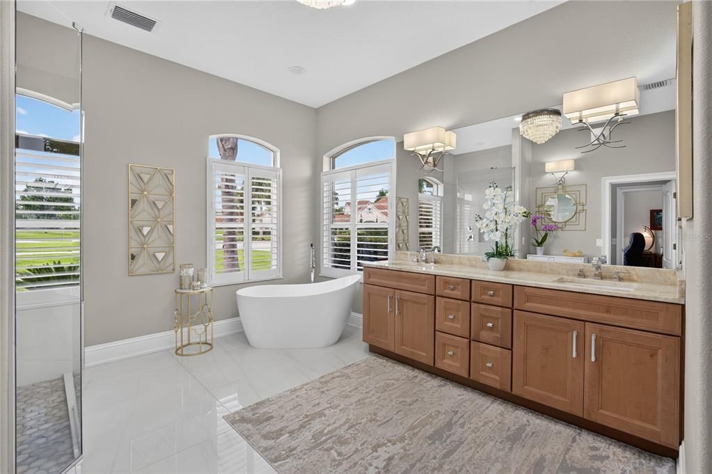 For Sale: $2,100,000 (4 beds, 3 baths, 3912 Square Feet)