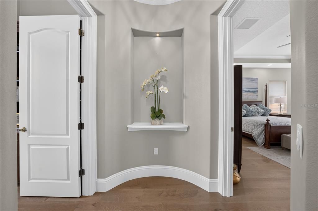 For Sale: $2,100,000 (4 beds, 3 baths, 3912 Square Feet)