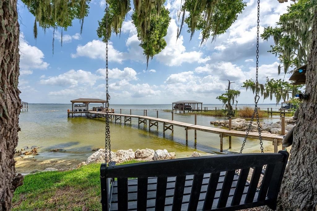 For Sale: $2,100,000 (4 beds, 3 baths, 3912 Square Feet)