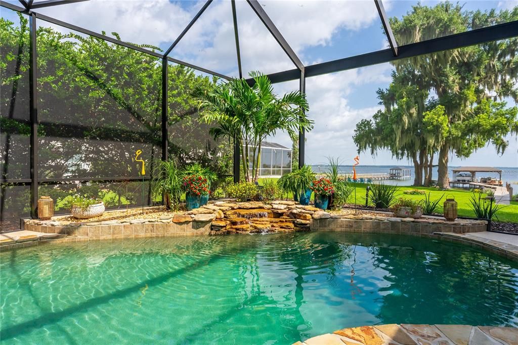 For Sale: $2,100,000 (4 beds, 3 baths, 3912 Square Feet)