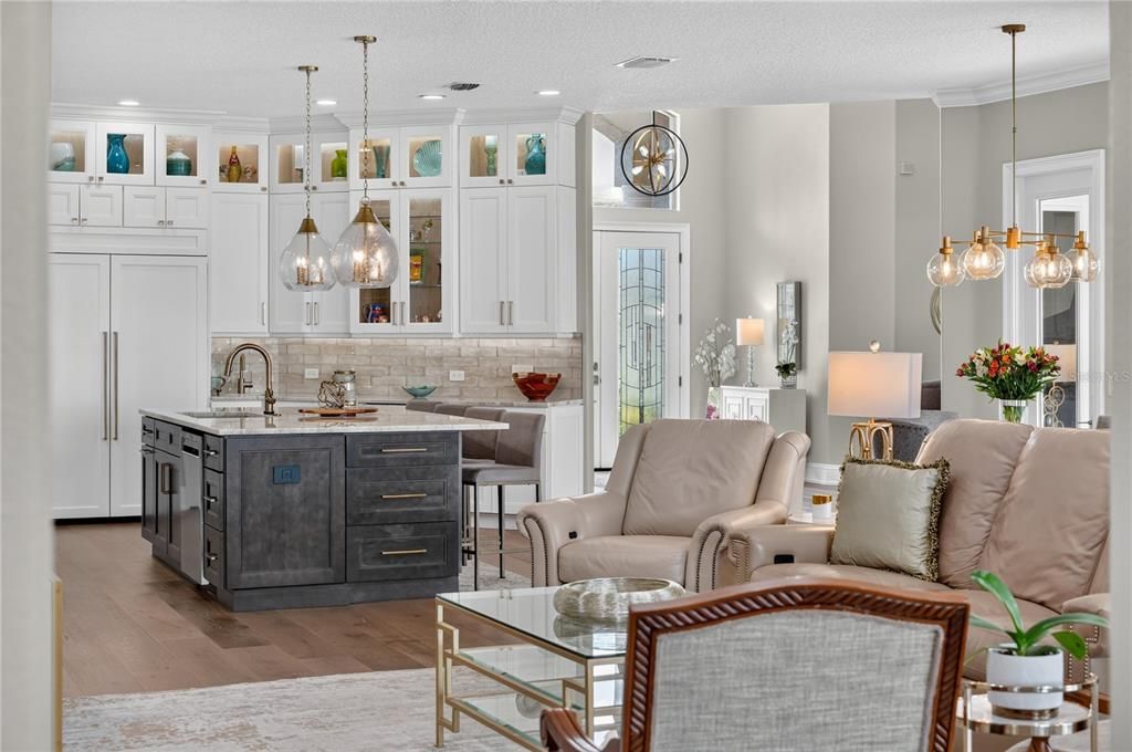 For Sale: $2,100,000 (4 beds, 3 baths, 3912 Square Feet)