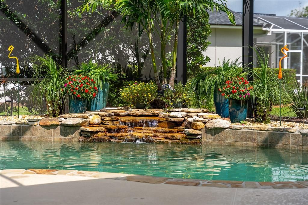 For Sale: $2,100,000 (4 beds, 3 baths, 3912 Square Feet)