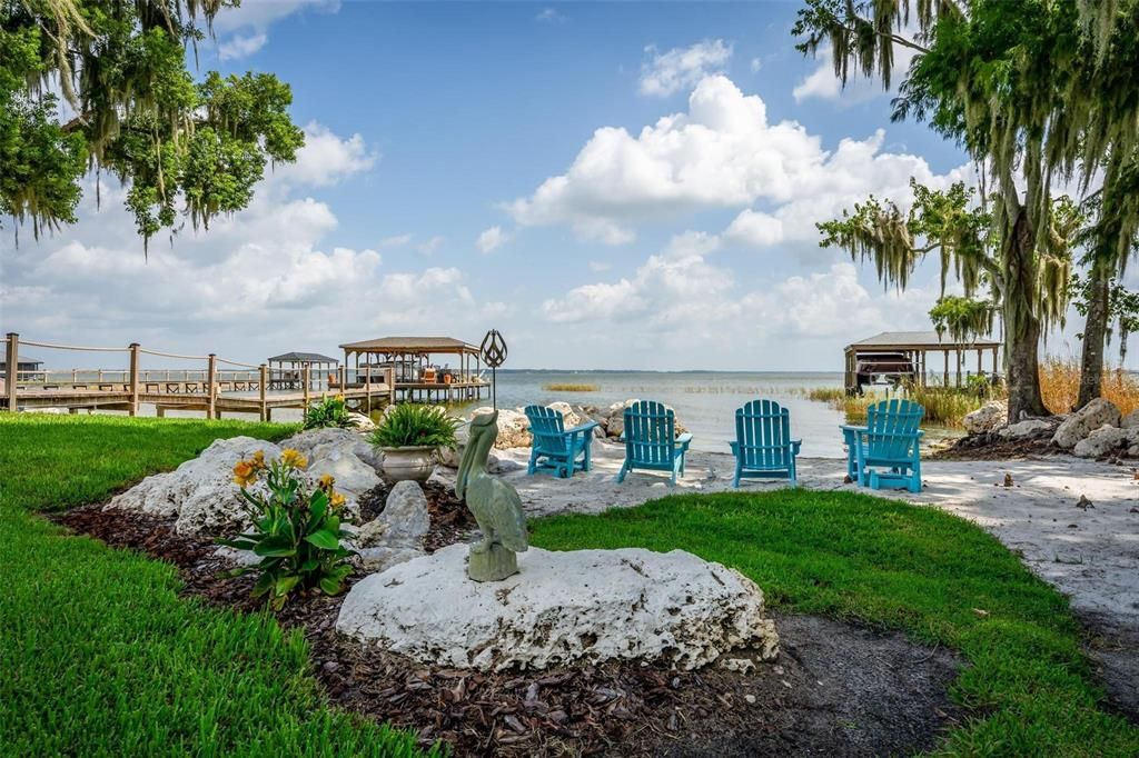 For Sale: $2,100,000 (4 beds, 3 baths, 3912 Square Feet)