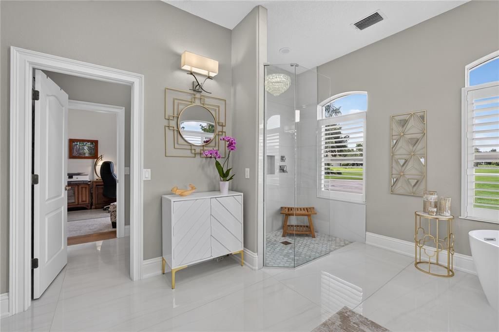 For Sale: $2,100,000 (4 beds, 3 baths, 3912 Square Feet)