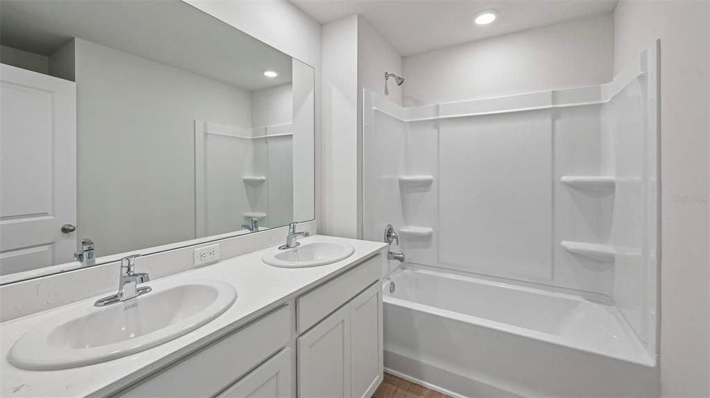For Sale: $366,990 (5 beds, 2 baths, 1708 Square Feet)