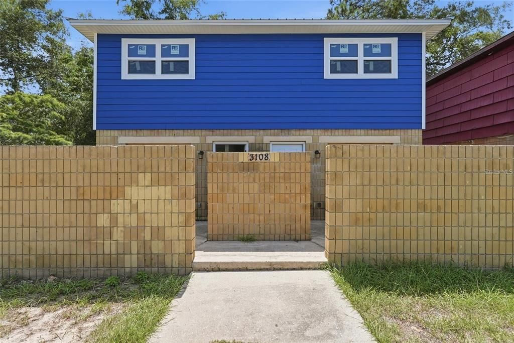 For Sale: $279,900 (0 beds, 0 baths, 1800 Square Feet)