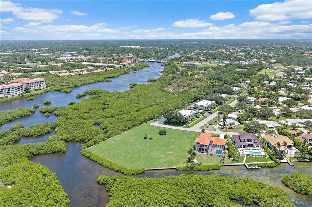 For Sale: $2,550,000 (0.70 acres)