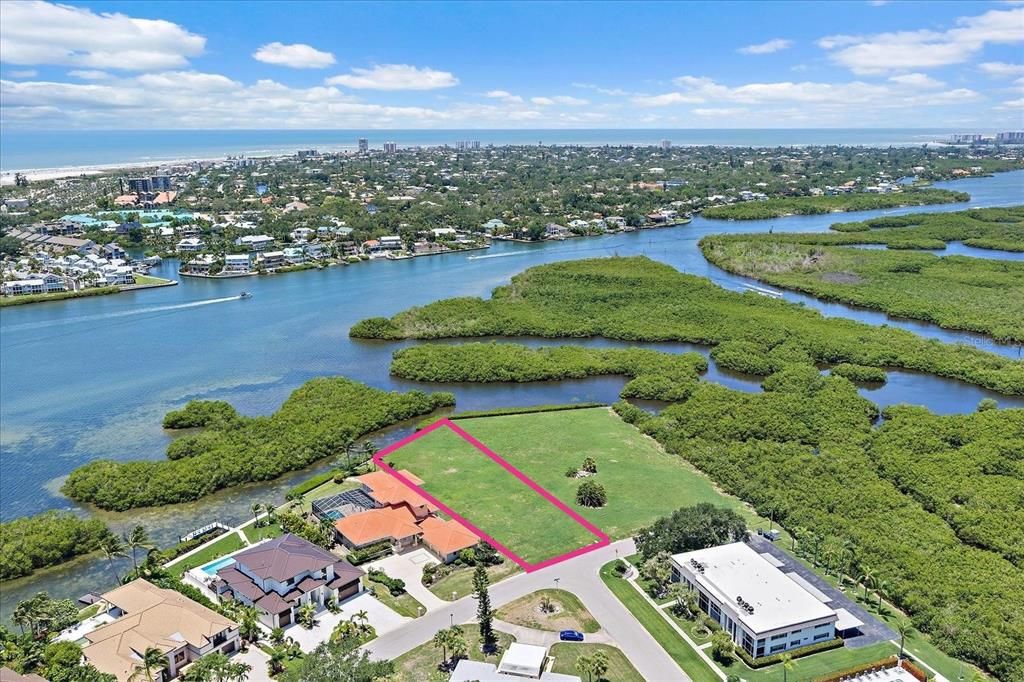 For Sale: $2,550,000 (0.70 acres)
