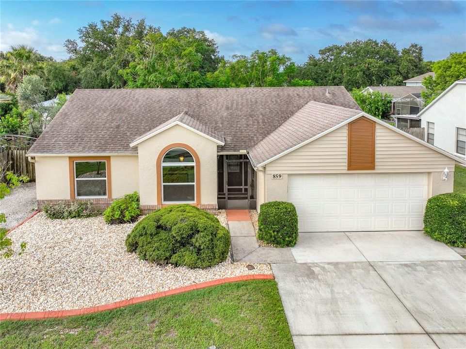 For Sale: $365,000 (3 beds, 2 baths, 1369 Square Feet)