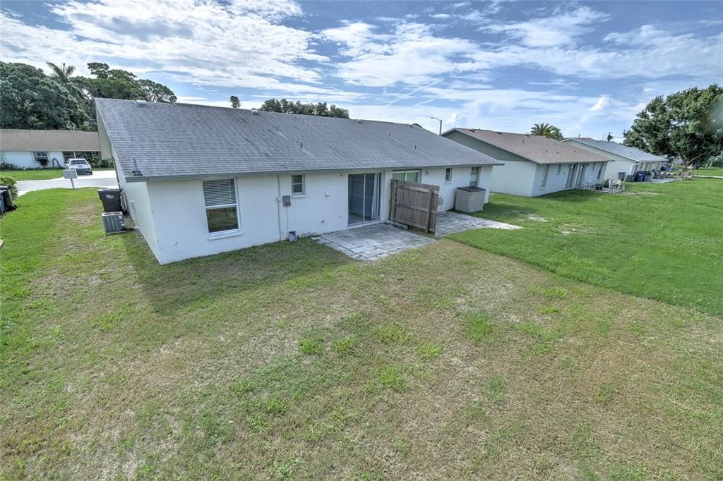 For Sale: $175,000 (2 beds, 2 baths, 1032 Square Feet)