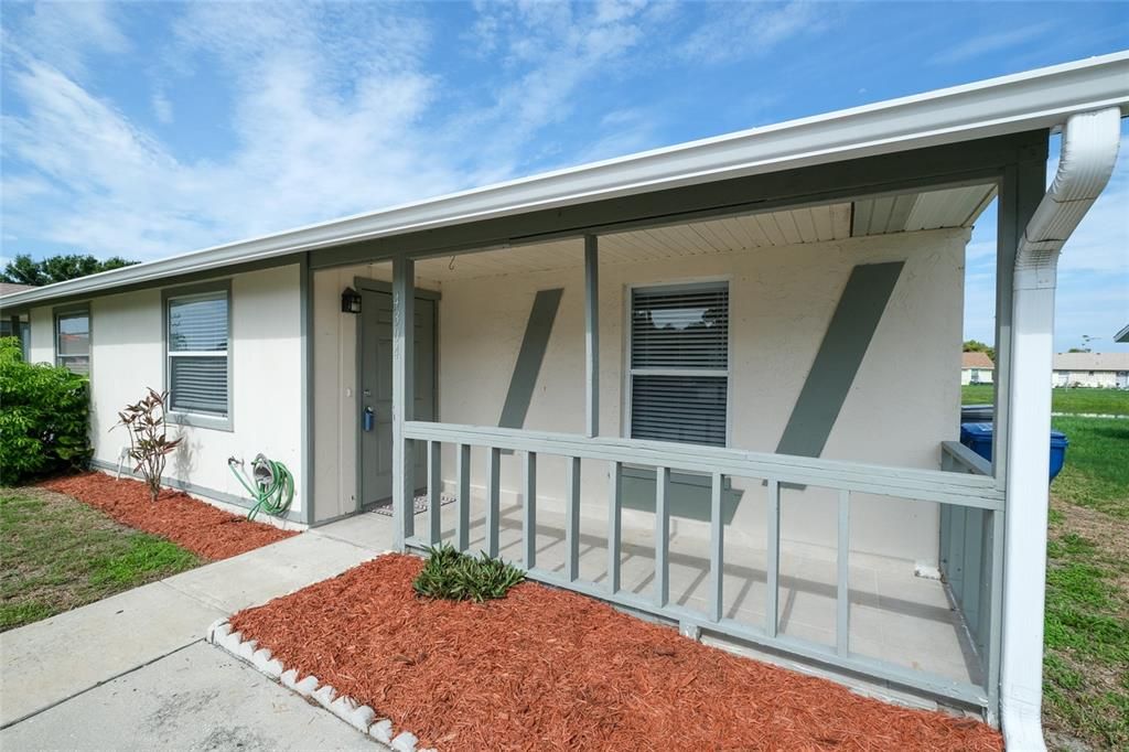 For Sale: $175,000 (2 beds, 2 baths, 1032 Square Feet)