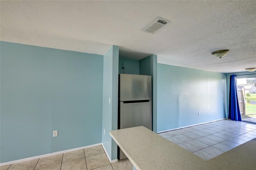 For Sale: $175,000 (2 beds, 2 baths, 1032 Square Feet)